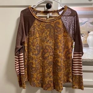 Cato long sleeve lightweight top